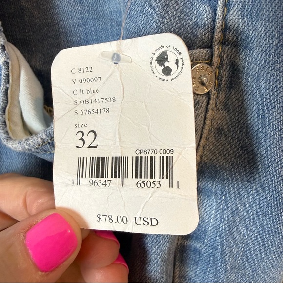 Free People We The Free Liv Crop Flare Jeans in Etna Blue - Size 32 - Picture 2 of 6